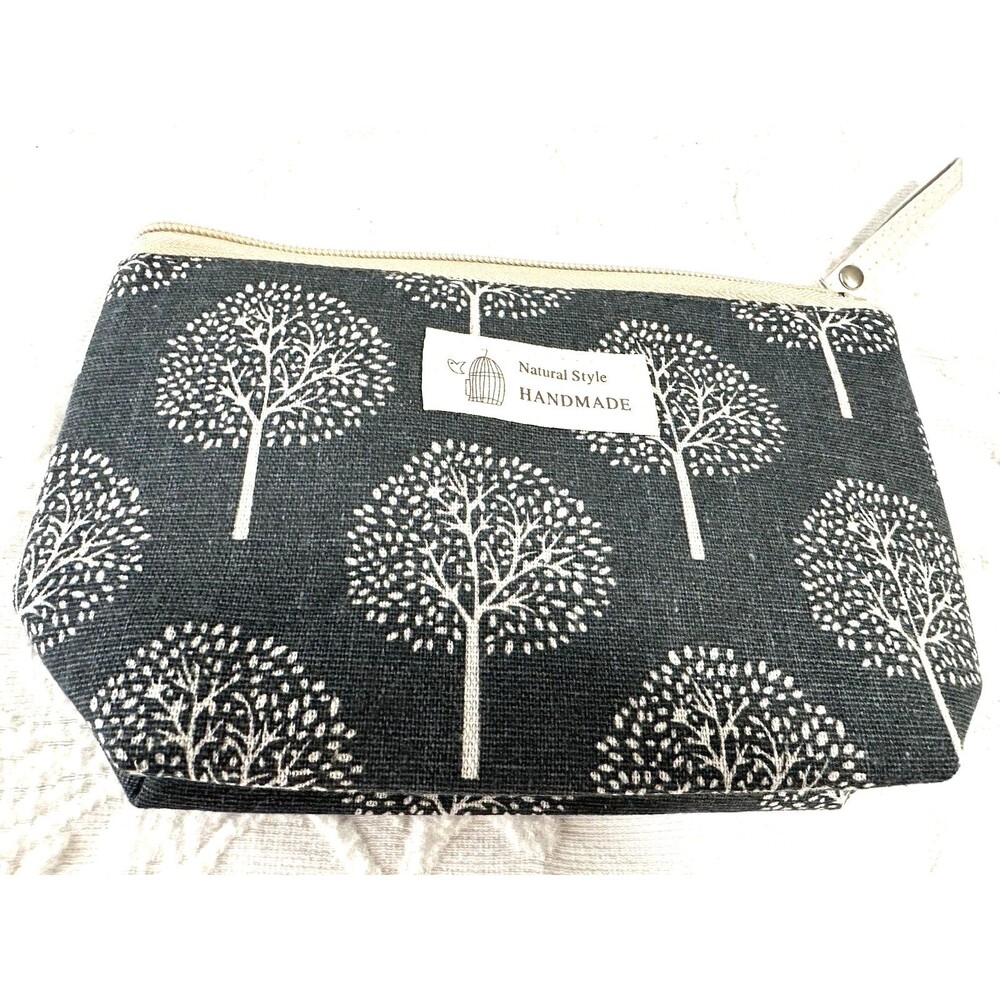 Design By Riah Leaf Print Cosmetic Bag Travel Makeup Gray W/Tree Pattern 8" x 5"